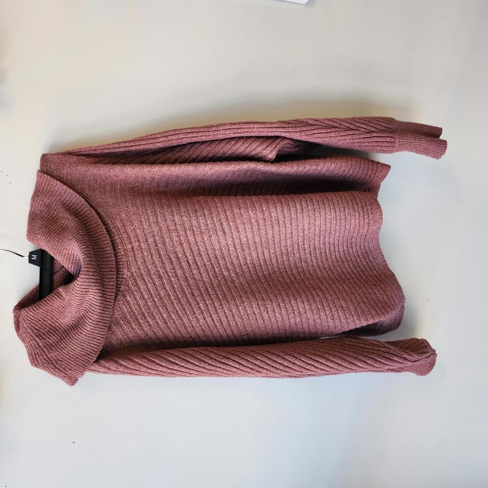 Pink Rose Pink Sweater | Size Medium